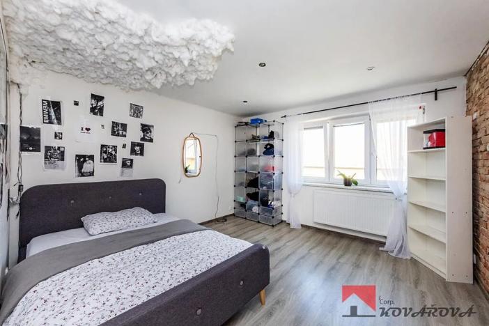 Prodej rodinného domu, Černuc, 126 m2