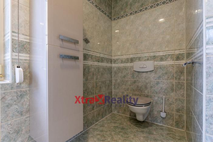 Prodej rodinného domu, Kadaň, Třešňová, 405 m2