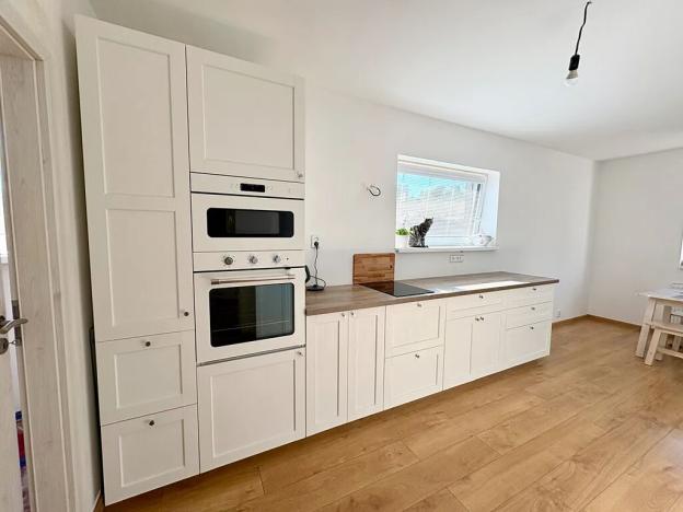 Prodej rodinného domu, Stříbrná Skalice, osada Na Hradcích, 158 m2