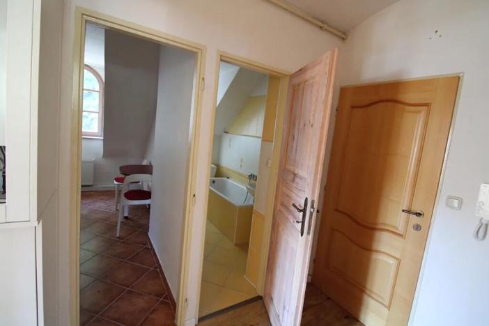 Pronájem bytu 2+1, Karlovy Vary, Pod Jelením skokem, 59 m2