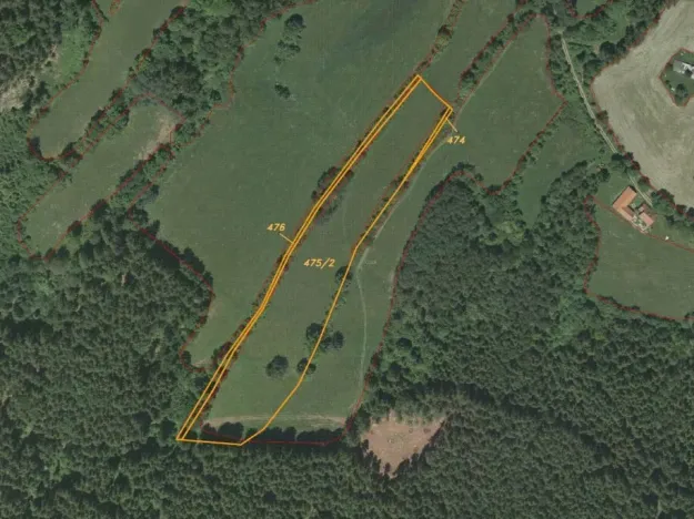 Dražba pole, Strašín, 33898 m2