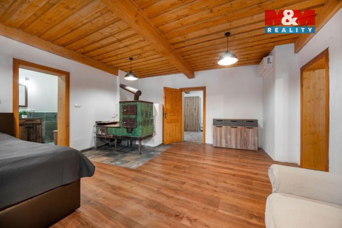 Prodej rodinného domu, Polička - Lezník, 260 m2