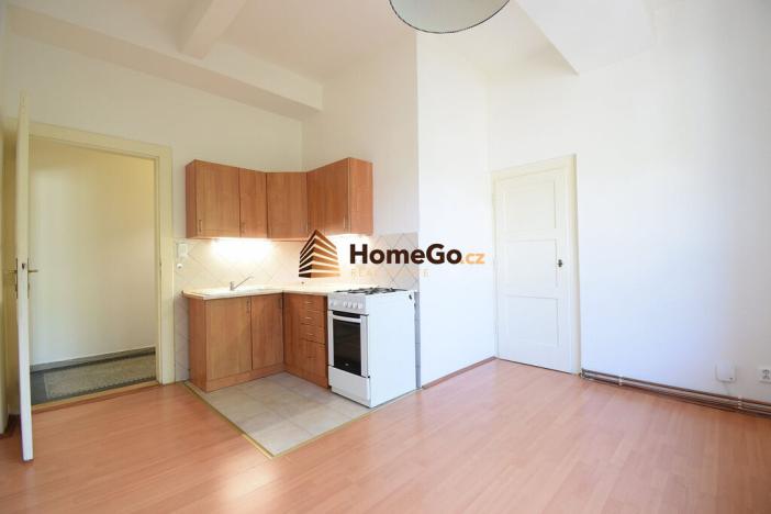 Pronájem bytu 3+kk, Praha - Nusle, Žateckých, 77 m2