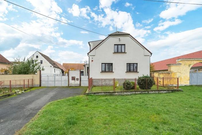 Prodej zemědělské usedlosti, Soběkury, 285 m2