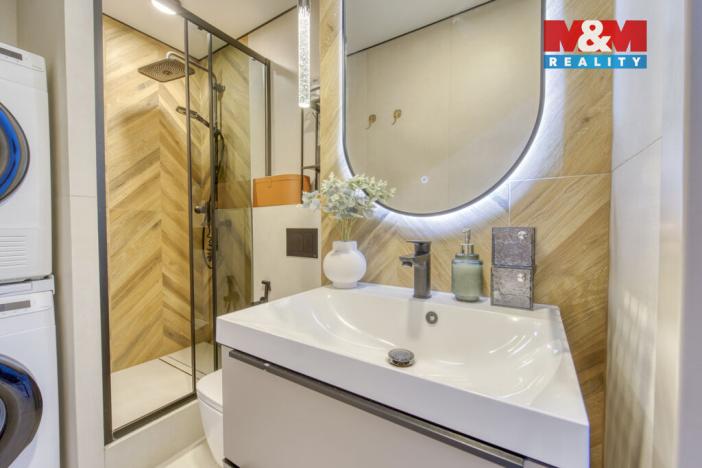 Prodej bytu 3+1, Plzeň - Skvrňany, Vojanova, 72 m2