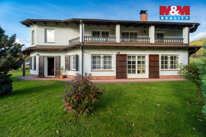 Prodej rodinného domu, Frýdštejn - Sestroňovice, 387 m2