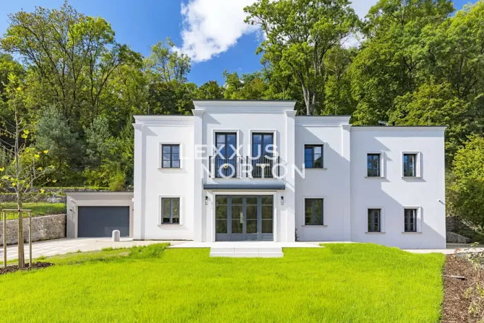 Pronájem vily, Praha - Dejvice, V Šáreckém údolí, 253 m2