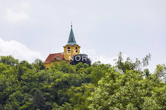 Pronájem vily, Praha - Dejvice, V Šáreckém údolí, 253 m2