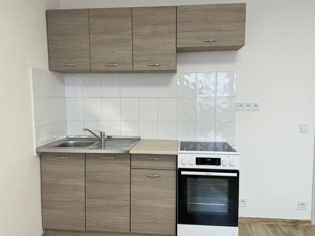 Pronájem bytu 1+kk, Příbram, Ve Dvoře, 29 m2