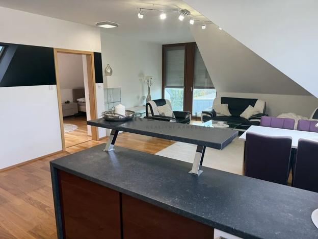 Prodej bytu 3+kk, Hluboká nad Vltavou, Masarykova, 83 m2