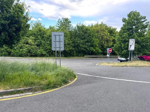 Pronájem garážového stání, Zlín, Podlesí II, 19 m2