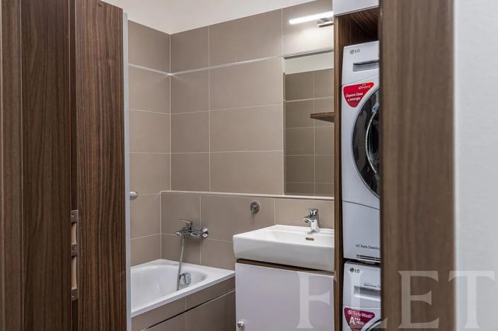 Pronájem bytu 4+kk, Praha - Střížkov, Zakšínská, 108 m2