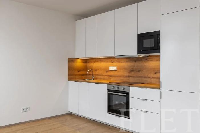 Pronájem bytu 1+kk, Praha - Košíře, Fabiánové, 30 m2