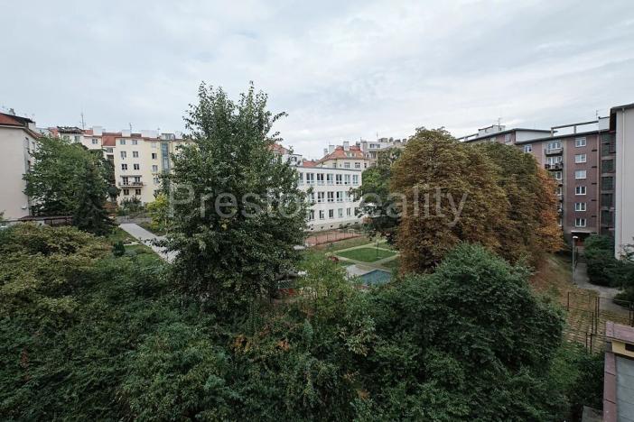 Pronájem bytu 2+kk, Praha - Vršovice, Arménská, 51 m2