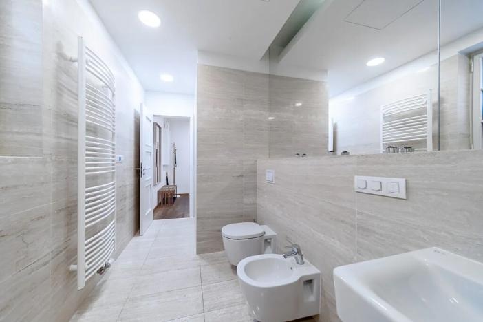 Prodej bytu 2+kk, Praha - Staré Město, Dlouhá, 72 m2