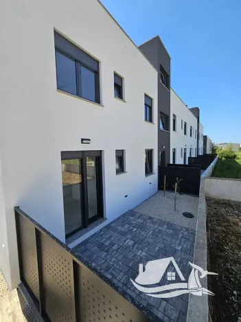 Prodej bytu 3+kk, Vir, Chorvatsko, 60 m2