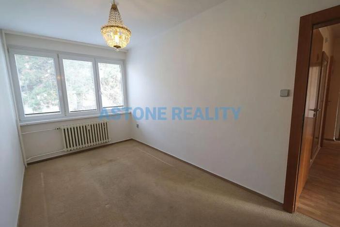 Pronájem bytu 3+1, Praha - Radotín, Kraslická, 84 m2