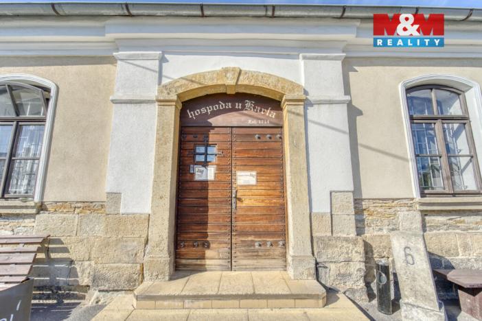 Prodej obchodního prostoru, Hradec Králové - Svinary, Podhůrská, 633 m2