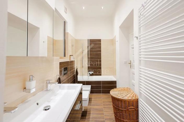 Prodej bytu 3+1, Praha - Nové Město, Soukenická, 107 m2