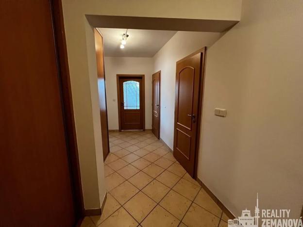 Pronájem bytu 2+kk, Praha - Záběhlice, Mattioliho, 69 m2