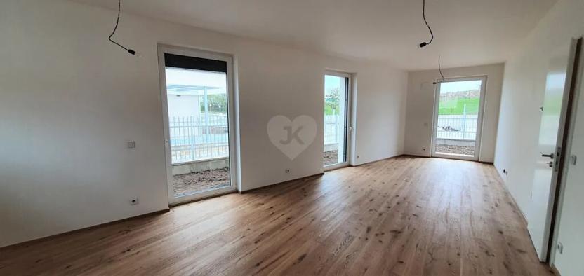 Pronájem bytu 2+kk, Praha - Královice, Ke Tvrzi, 117 m2