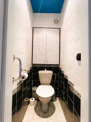 Pronájem bytu 3+1, Praha - Troja, Svídnická, 68 m2