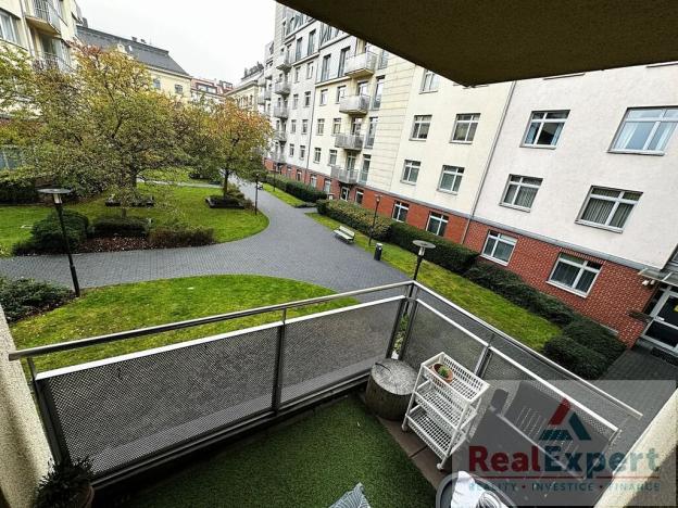 Prodej bytu 1+kk, Praha - Vinohrady, U Zvonařky, 40 m2