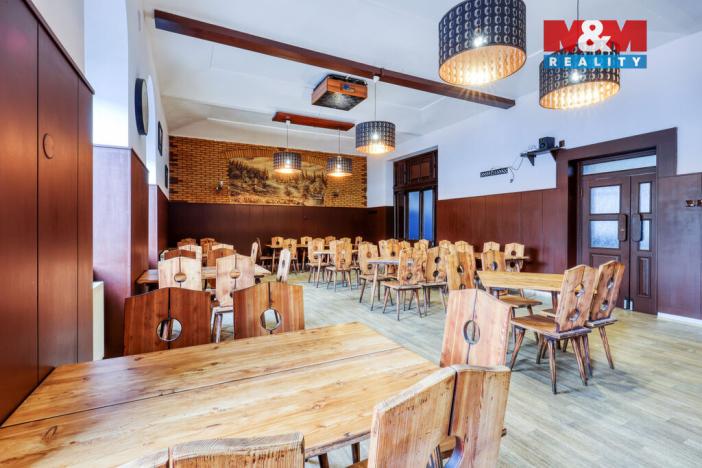Pronájem obchodního prostoru, Klatovy - Klatovy III, Nádražní, 100 m2