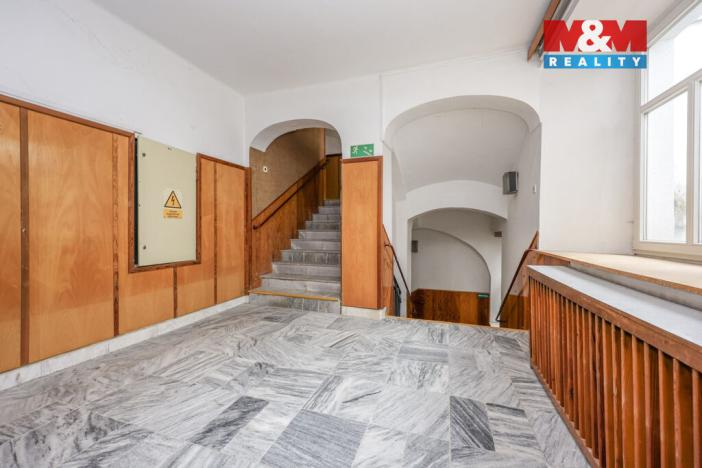 Prodej činžovního domu, Šumperk, nám. Míru, 1160 m2