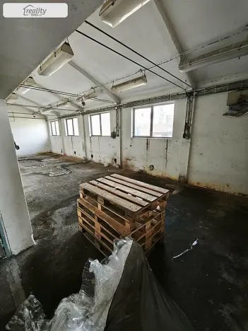 Pronájem skladu, Židlochovice, Nádražní, 233 m2