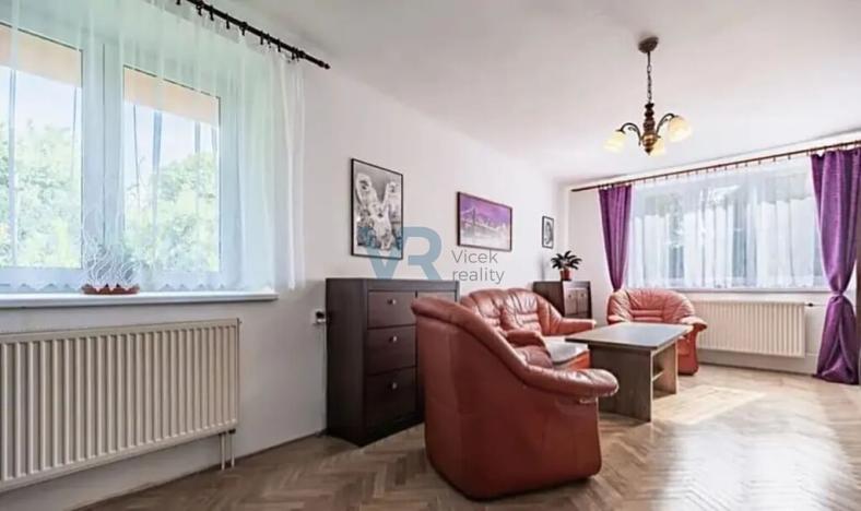 Prodej bytu 3+1, Trhové Sviny, 72 m2