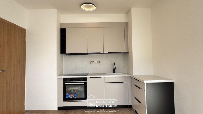 Pronájem bytu 2+kk, Hranice - Hranice I-Město, Jiřího z Poděbrad, 38 m2