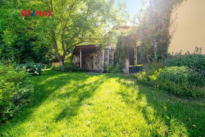 Prodej rodinného domu, Včelákov, 358 m2