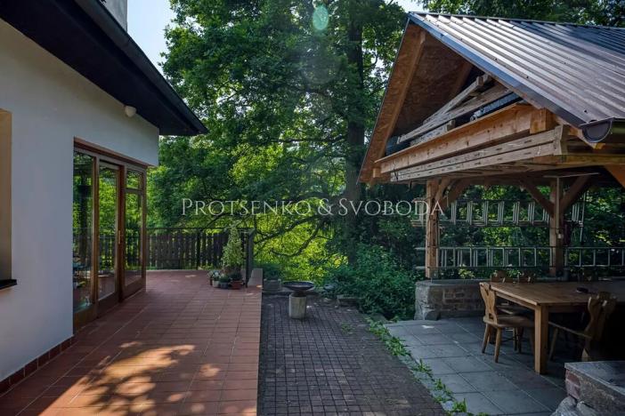 Prodej ubytování, Mnichovice, Nad rybníkem, 312 m2