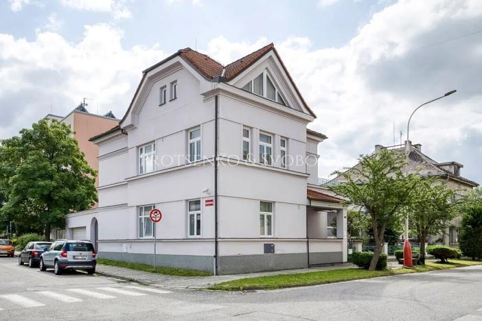 Prodej ordinace, Bechyně, Čechova, 660 m2