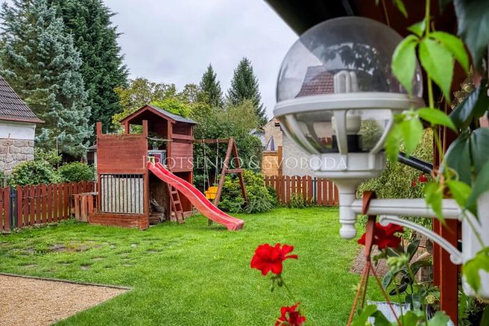 Prodej rodinného domu, Suchdol nad Lužnicí, Pražská, 180 m2