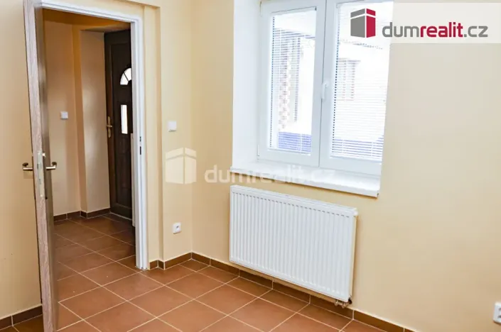 Pronájem bytu 1+kk, Kladno, Korychova, 17 m2