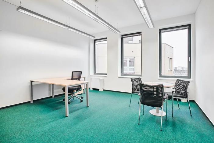 Pronájem kanceláře, Karlovy Vary, Moskevská, 100 m2