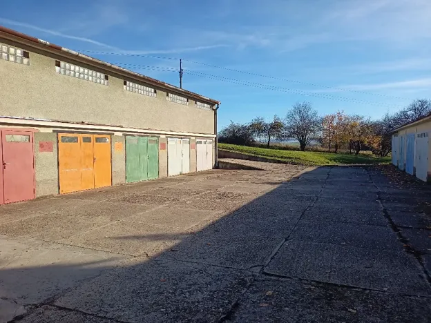 Pronájem garáže, Uherský Brod, 23 m2