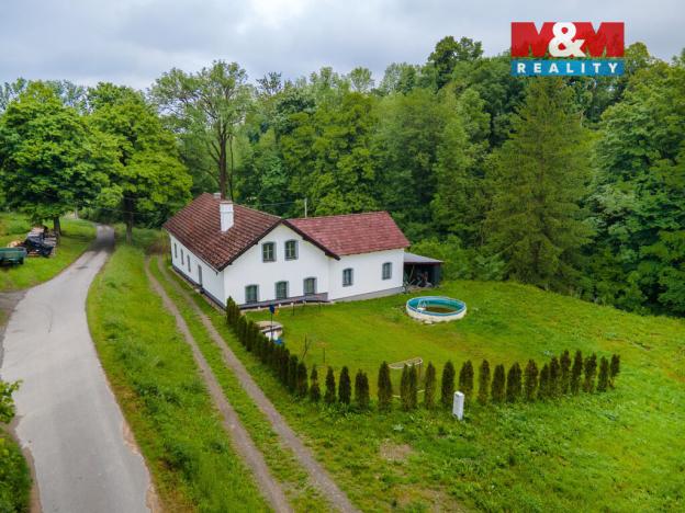 Prodej chalupy, Polička - Lezník, 260 m2