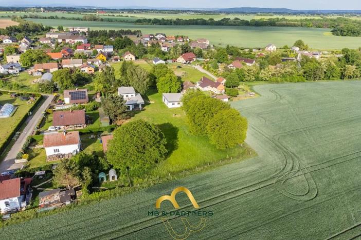 Prodej komerční nemovitosti, Doubravička, 195 m2