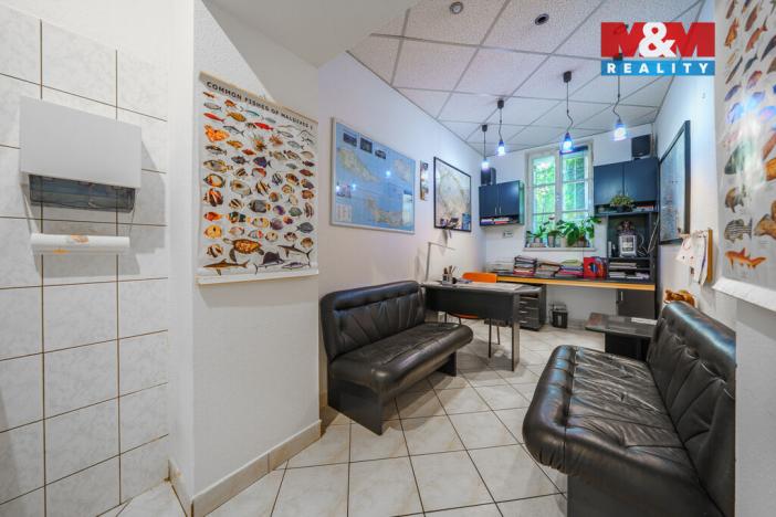 Pronájem obchodního prostoru, Karlovy Vary, T. G. Masaryka, 40 m2