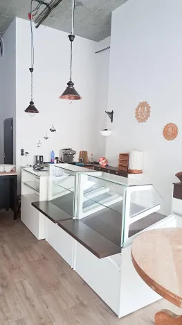 Pronájem obchodního prostoru, Praha - Vysočany, Kolbenova, 49 m2