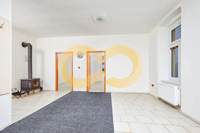 Prodej bytu 3+kk, Malonty, 61 m2