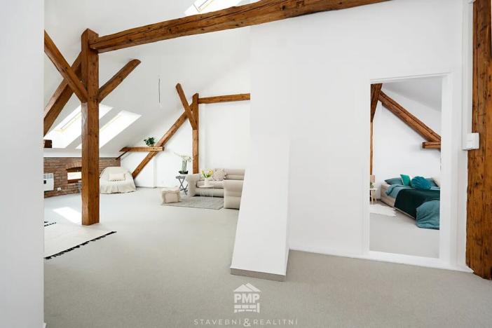 Pronájem bytu 2+kk, Znojmo, Havlíčkova, 69 m2