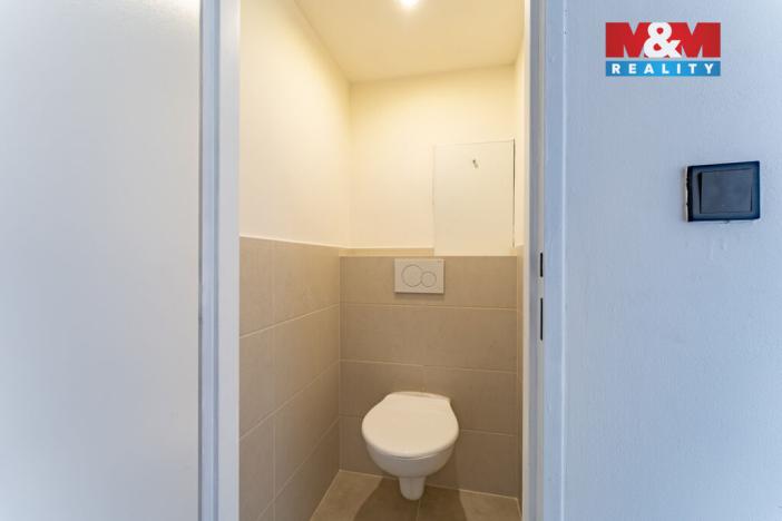 Prodej bytu 3+1, Pardubice - Polabiny, Lidická, 55 m2