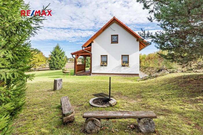 Pronájem chaty, Rodvínov, 73 m2