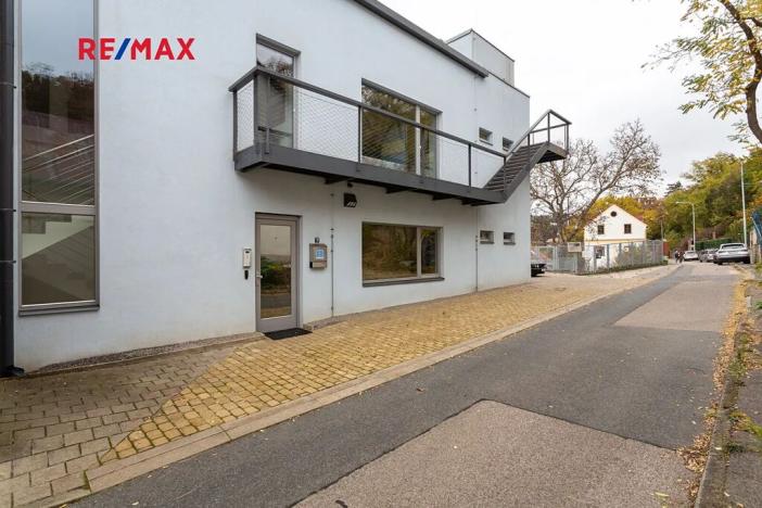 Pronájem kanceláře, Praha - Hodkovičky, Pod kopcem, 117 m2