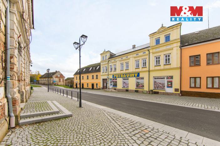 Prodej rodinného domu, Bezdružice, náměstí Kryštofa Haranta, 300 m2