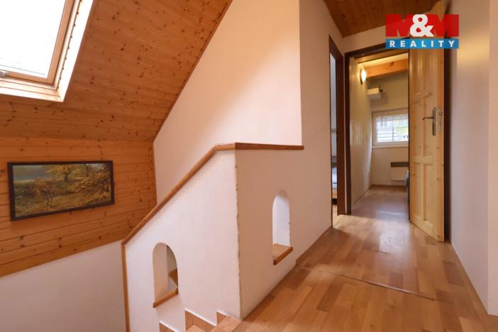 Prodej chalupy, Lipová-lázně - Horní Lipová, 175 m2